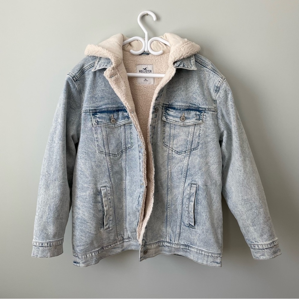 HOLLISTER denim Sherpa jacket